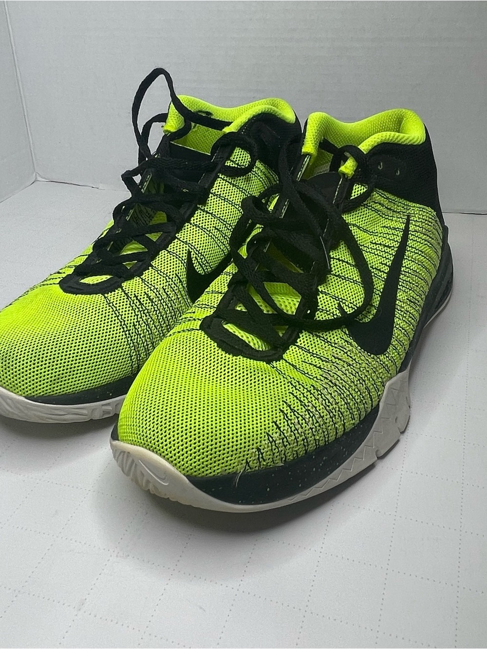 Nike Zoom Ascention GS Kids Basketball Shoes Volt Black Size 7Y